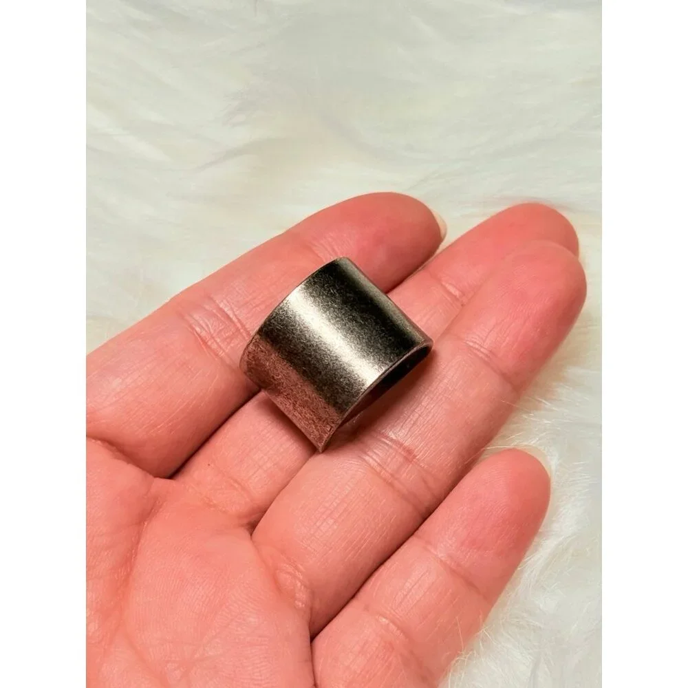 Luv Aj‎ Open Back Ring